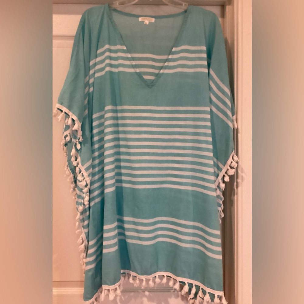 Gorgeous aqua and white beach coverup